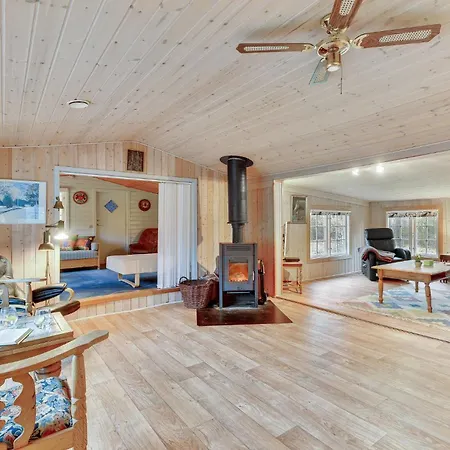 Nyaraló 2 Bedroom Lovely In *