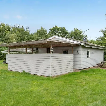 Feriehus 2 Bedroom Lovely In