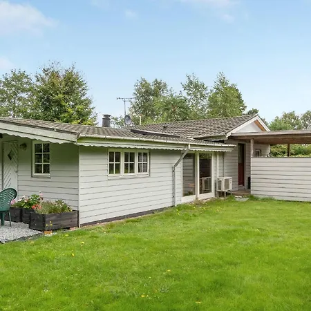 2 Bedroom Lovely In * Oksbøl