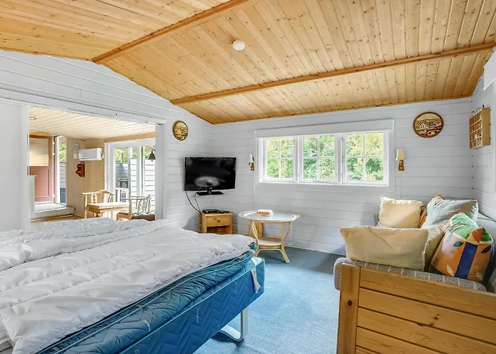 Holiday home 2 Bedroom Lovely In Oksbol (Syddanmark)